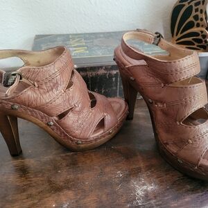 Brown Leather Peep-Toe High Heel Sandals